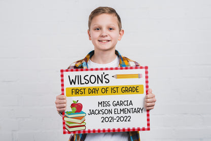Editable | Instant Download: Back to School Sign (Red Gingham)